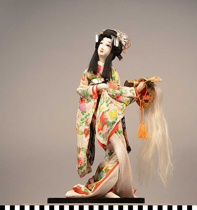 Thumbnail of Yaegaki-Hime Costume Doll (1955.02.0005)