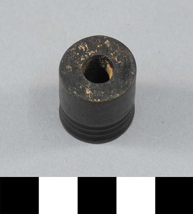 Thumbnail of Tokonoma Scroll Handle (1972.01.0015B)