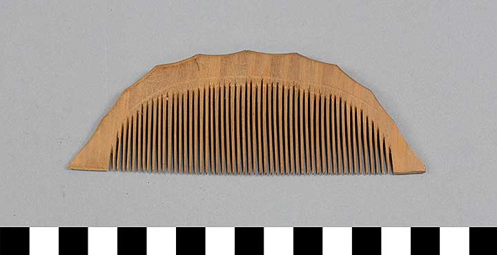 Thumbnail of Comb (1985.11.0028)