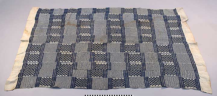 Thumbnail of Textile (2013.05.0412)