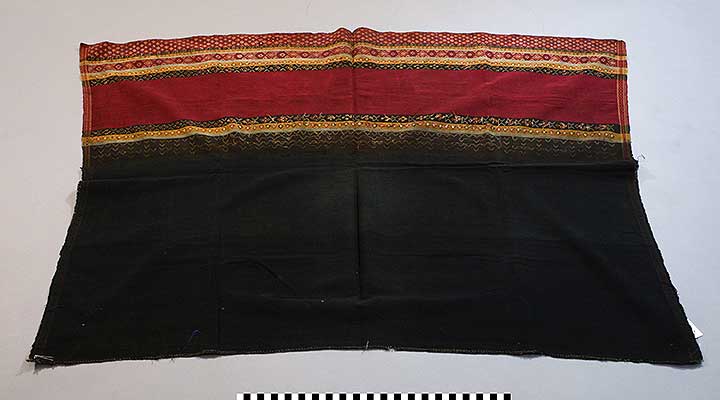 Thumbnail of Longyi, Woman’s Tube Skirt (2014.05.0016)