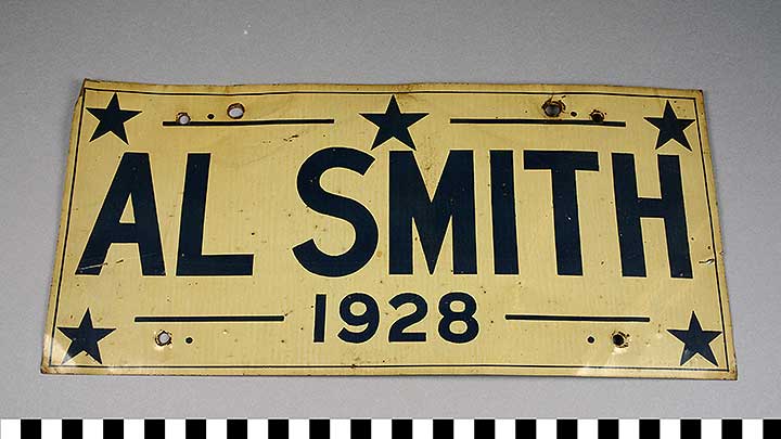 Thumbnail of License Plate Attachment (2017.06.0197)