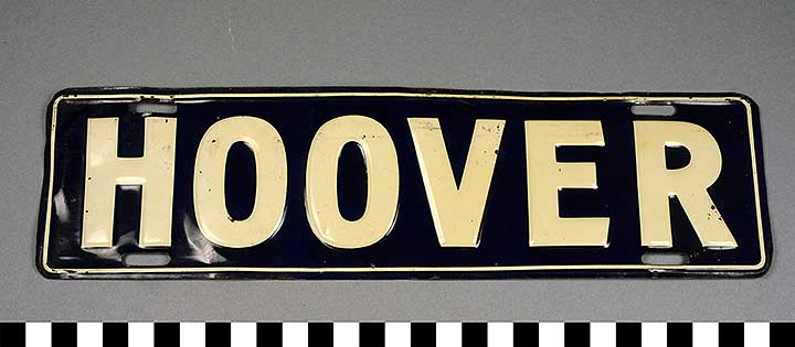 Thumbnail of License Plate Attachment (2017.06.0201)
