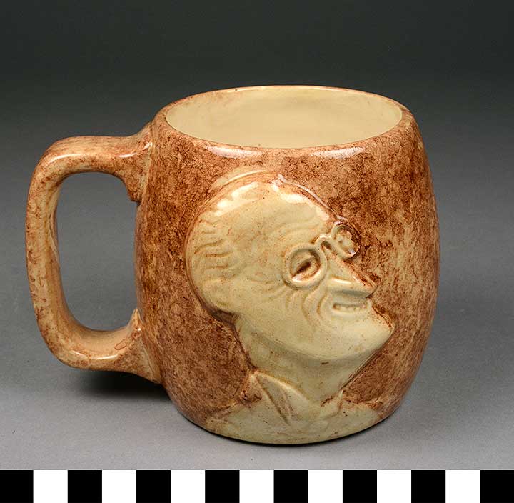 Thumbnail of Mug: FDR Bust (2017.06.0205B)