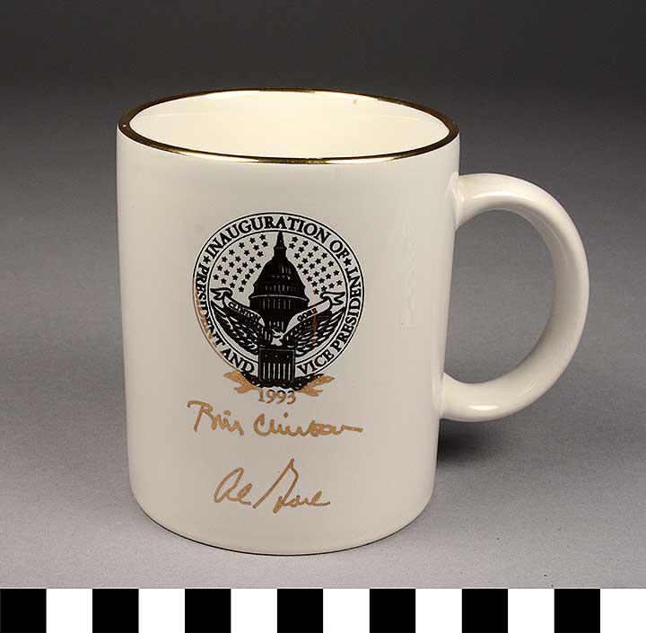 Thumbnail of Mug: Presidential Inauguration (2017.06.0235)
