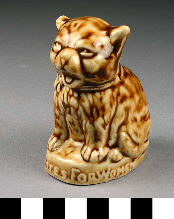 Thumbnail of Figurine: 