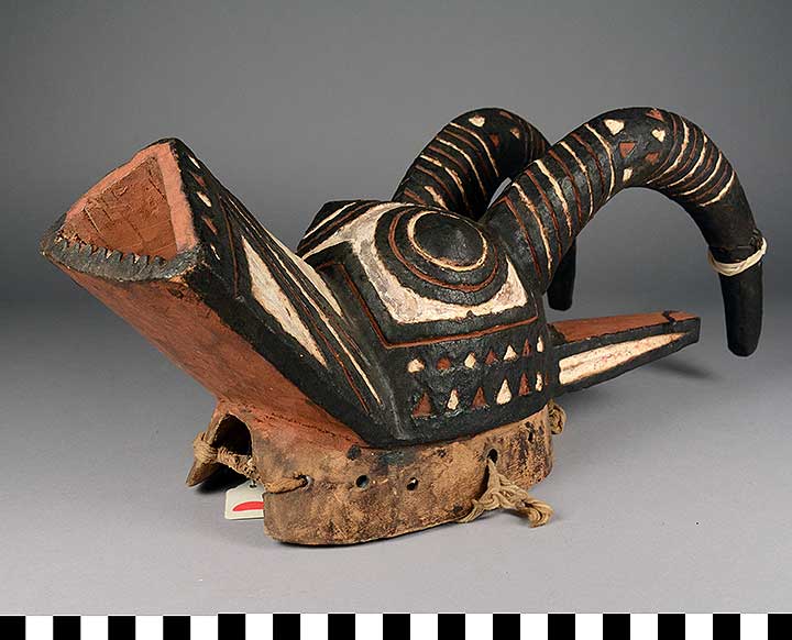 Thumbnail of Antelope Mask (2018.05.0024)
