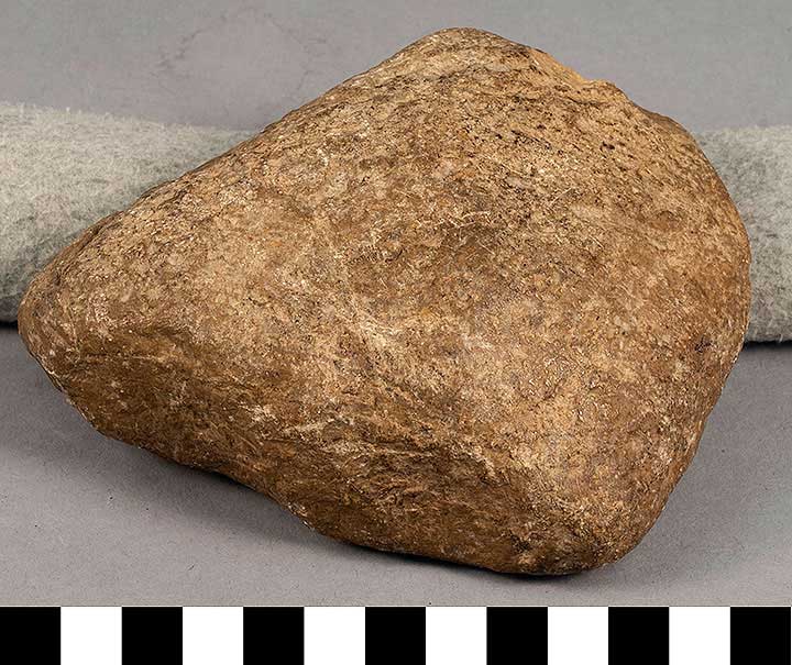 Thumbnail of Stone Tool: Hammerstone (1924.02.0815)