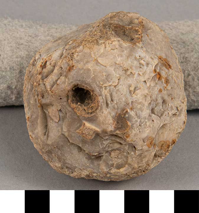 Thumbnail of Stone Tool: Hammerstone (1924.02.0878)