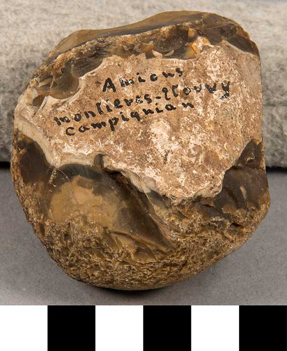 Thumbnail of Stone Tool: Hammerstone (1924.02.0894)