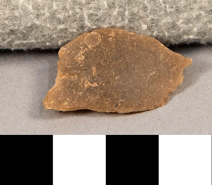 Thumbnail of Stone Tool: Fragment (1924.02.0916AD)