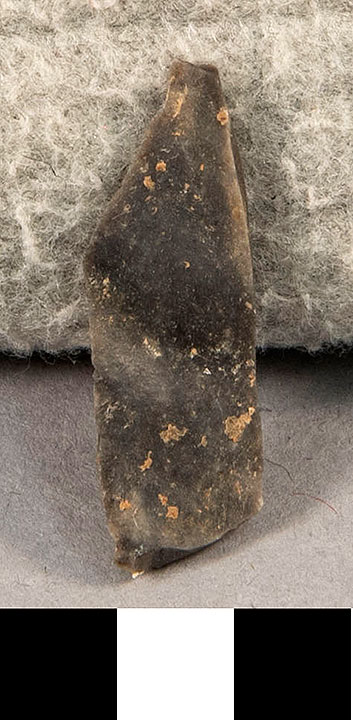Thumbnail of Stone Tool: Fragment (1924.02.0916AG)