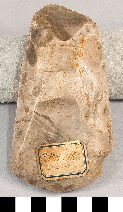 Thumbnail of Stone Tool: Axe (1924.02.0943)