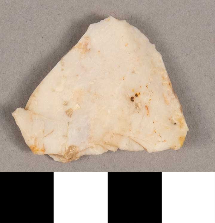 Thumbnail of Stone Tool: Chert Flake (1924.02.0999K)