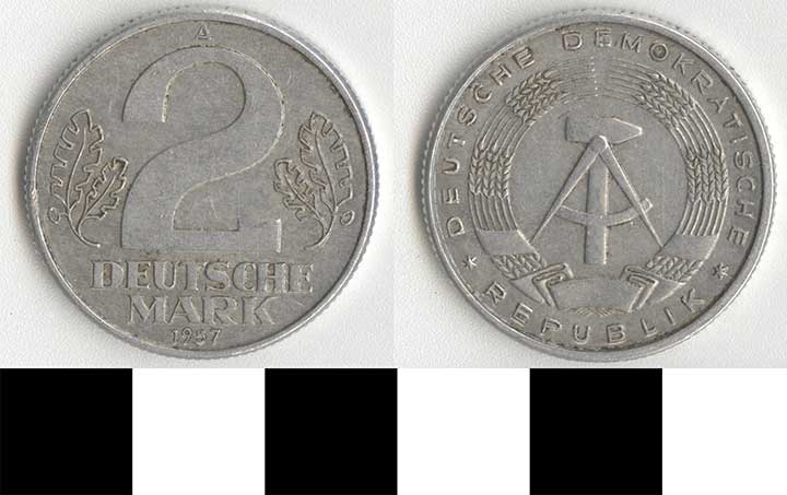 Thumbnail of Coin: East Germany, 2 Deutsche Mark (1998.03.0023)
