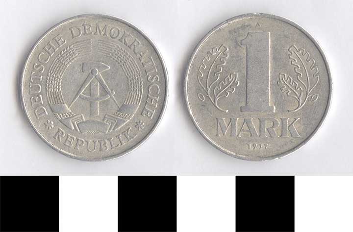 Thumbnail of Coin: East Germany, 1 Deutsch Mark (1998.03.0520)
