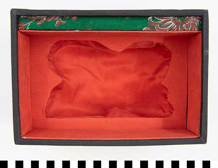 Thumbnail of Brush Washer Box (2001.07.0014C)