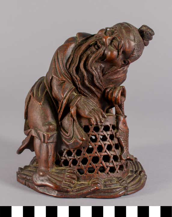 Thumbnail of Figurine: Fisherman (2002.18.0004)