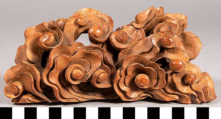 Thumbnail of Floral Motif Wooden Carving (2020.06.0081)