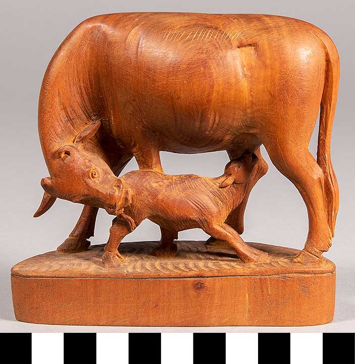 Thumbnail of Okimono: Cow Feeding Calf (2020.06.0083)