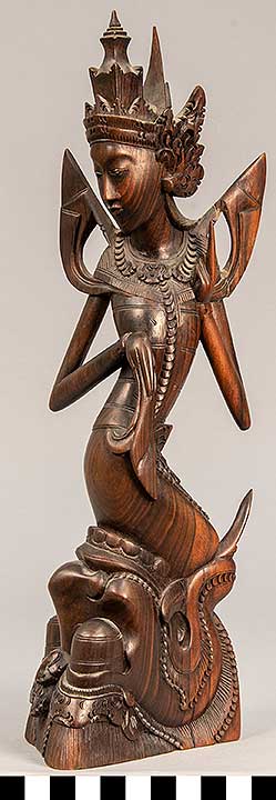 Thumbnail of Curved Figure with Spiked Crown (2020.06.0151)
