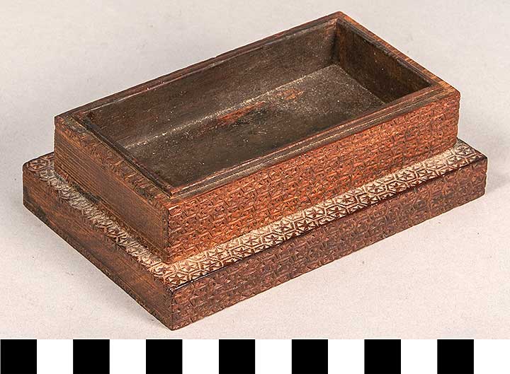 Thumbnail of Miniature Desk and Boxes: Lid with Box (2020.06.0155E)