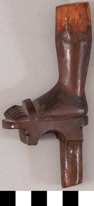 Thumbnail of Carving: Elder Foot (2020.06.0279D)
