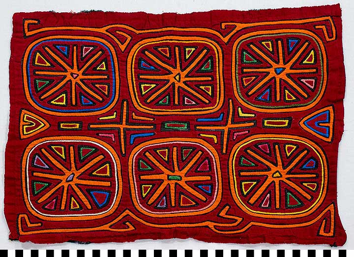 Thumbnail of Mola with Six Sun Motifs (2021.06.0027)