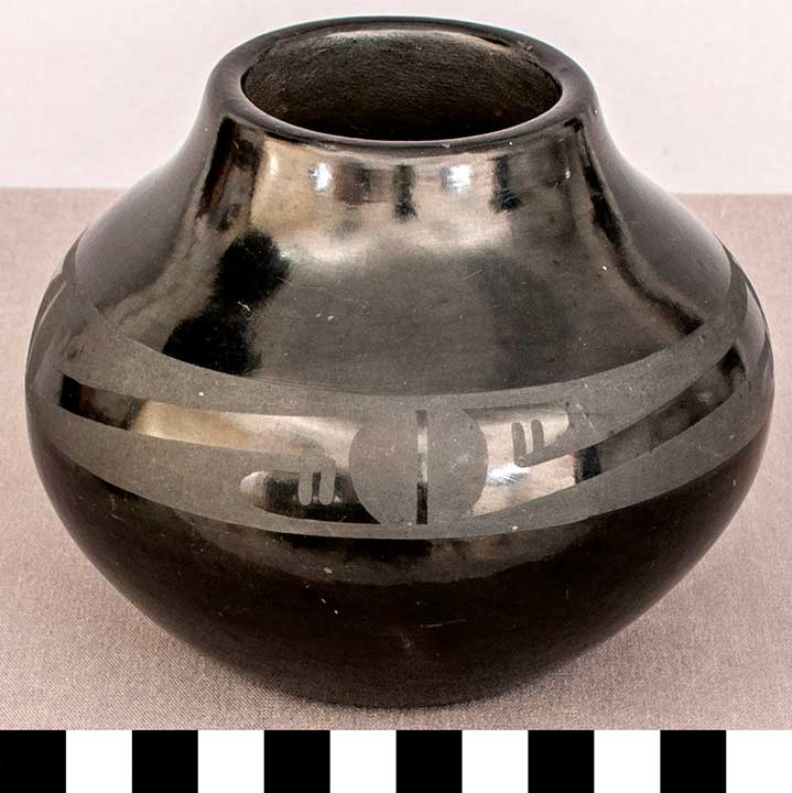 Thumbnail of Blackware Pot (2022.01.0001)