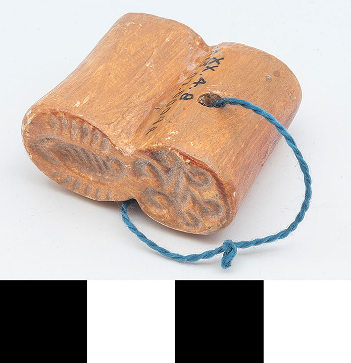 Thumbnail of Reproduction of Minoan Seal (1918.07.0004A)