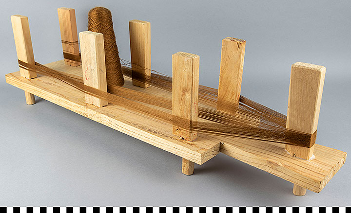 Thumbnail of Warp Threader (2008.10.0003A)