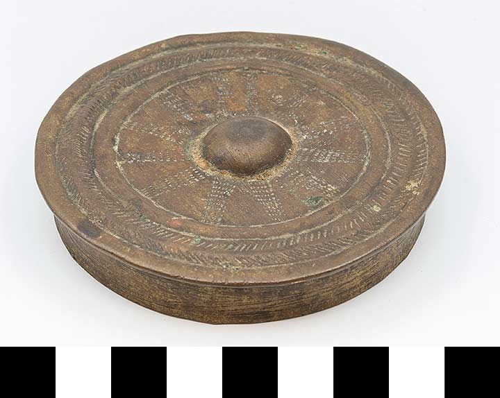 Thumbnail of Forowa Shea Butter Container: Lid (2013.05.0739B)