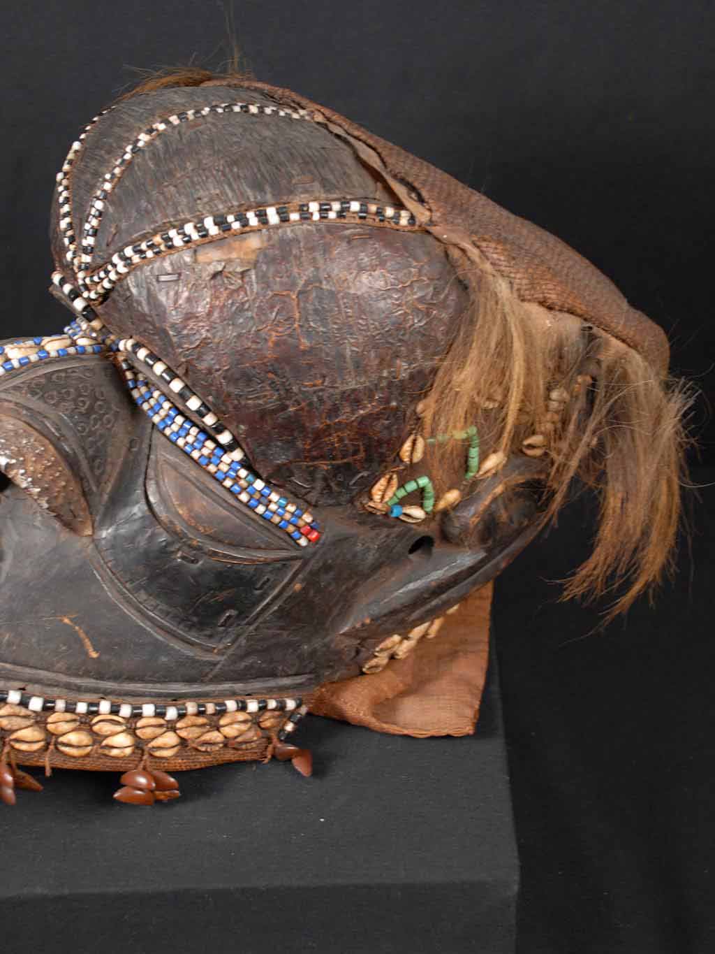 African mask, forehead detail