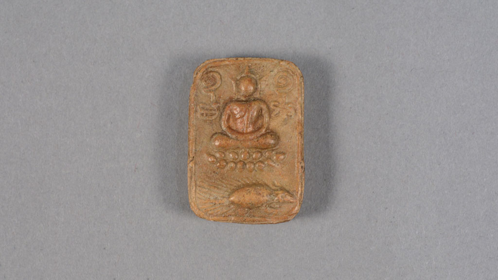 Rectangular amulet with image of Buddha