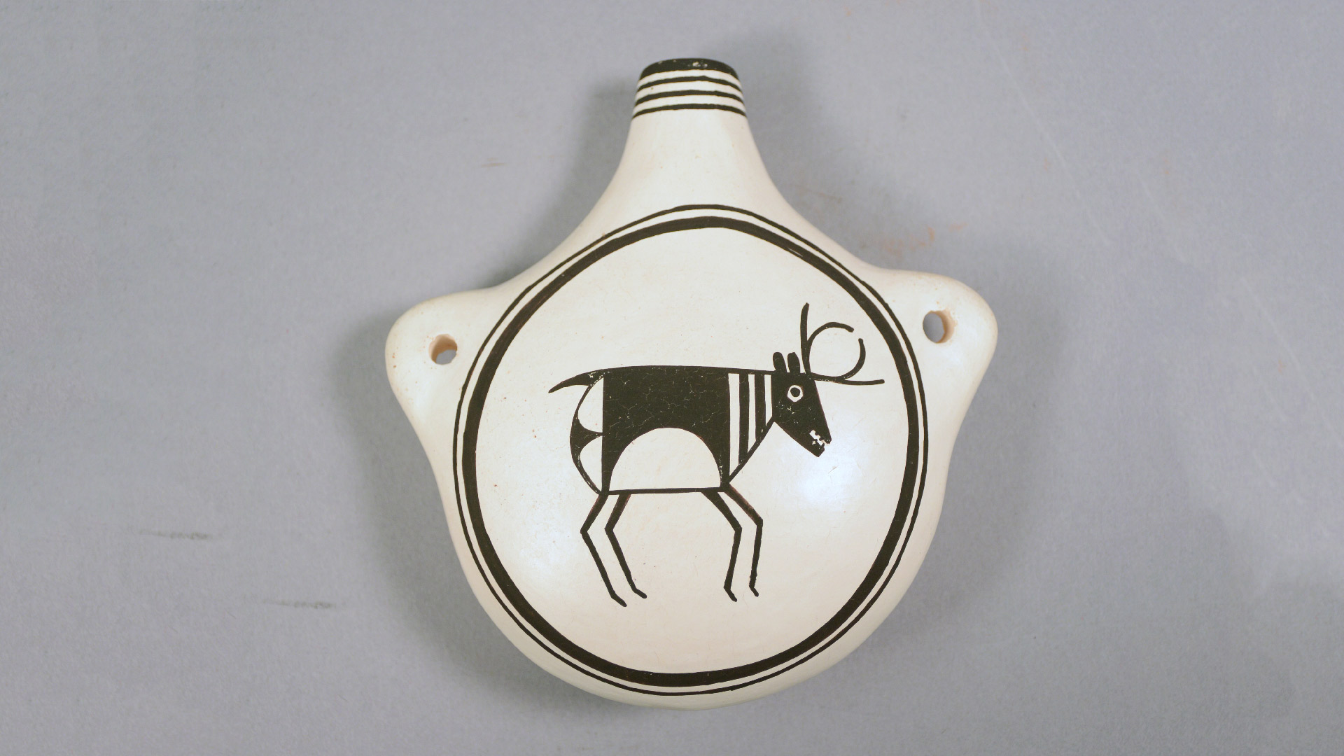 New Americas Module: Baskets and ceramics from the Compton Collection
overview image
