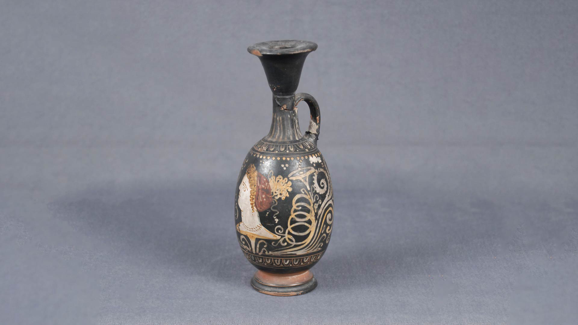 Featured Object: Oil Bottle (Lekythos) overview image