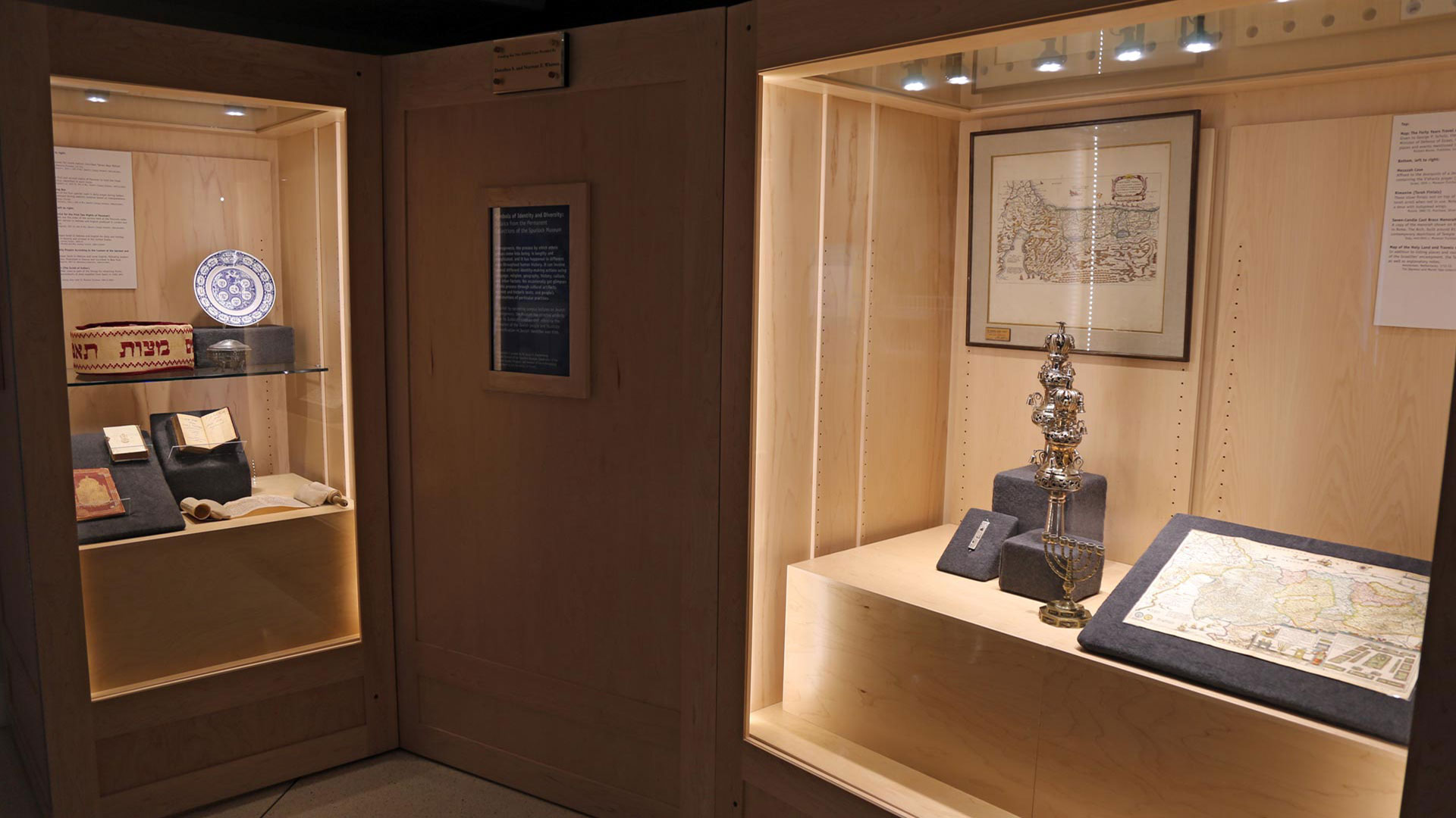 cases showing objects from the Symbols of Identity and Diversity: Judaica from the Permanent Collection of the Spurlock Museum exhibit